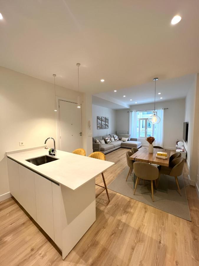 Colon Apartment -Zurriola Beach San Sebastian Exterior photo