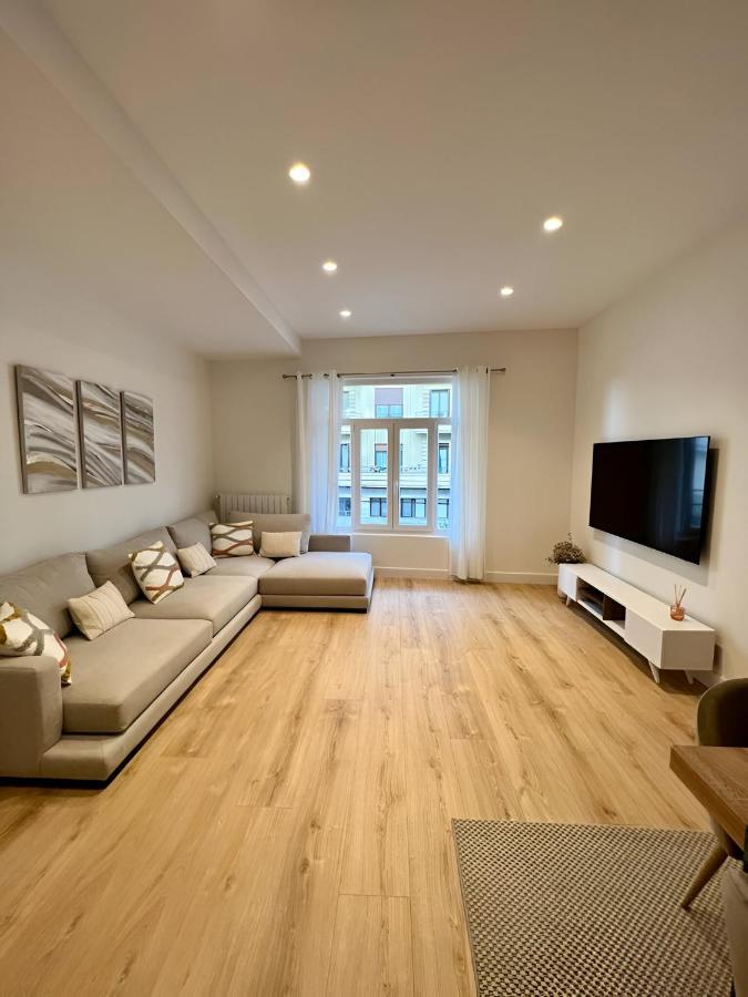 Colon Apartment -Zurriola Beach San Sebastian Exterior photo